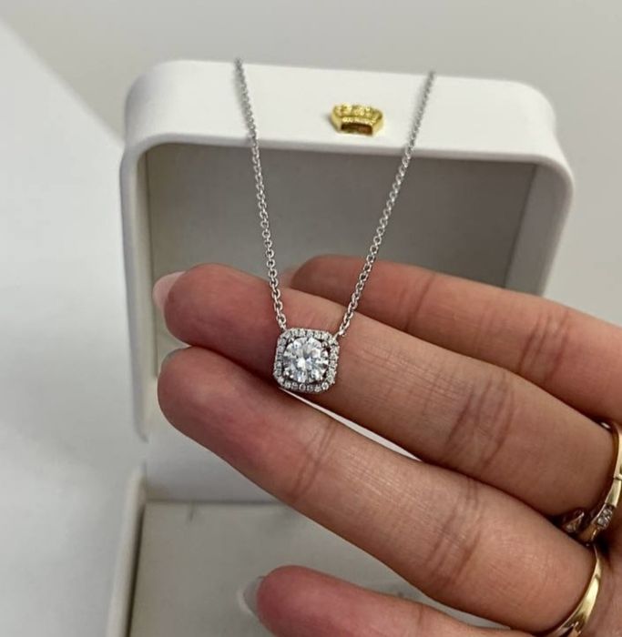 Серебряное колье