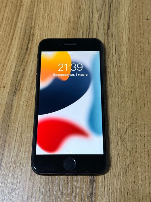  Айфон 7 256GB Черный пантера