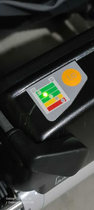 Carucior electric pt disabili cu propulsie electrica comandat de insot