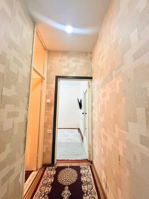 Qo’yliq massiv panelniyda 2 xonali uy sotiladi