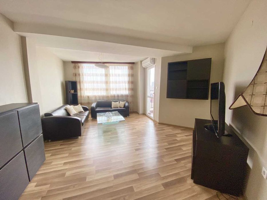 Продава се Двустаен апартамент в Пловдив, Център - 80 кв.м за 593 €/кв.м - Снимка #1