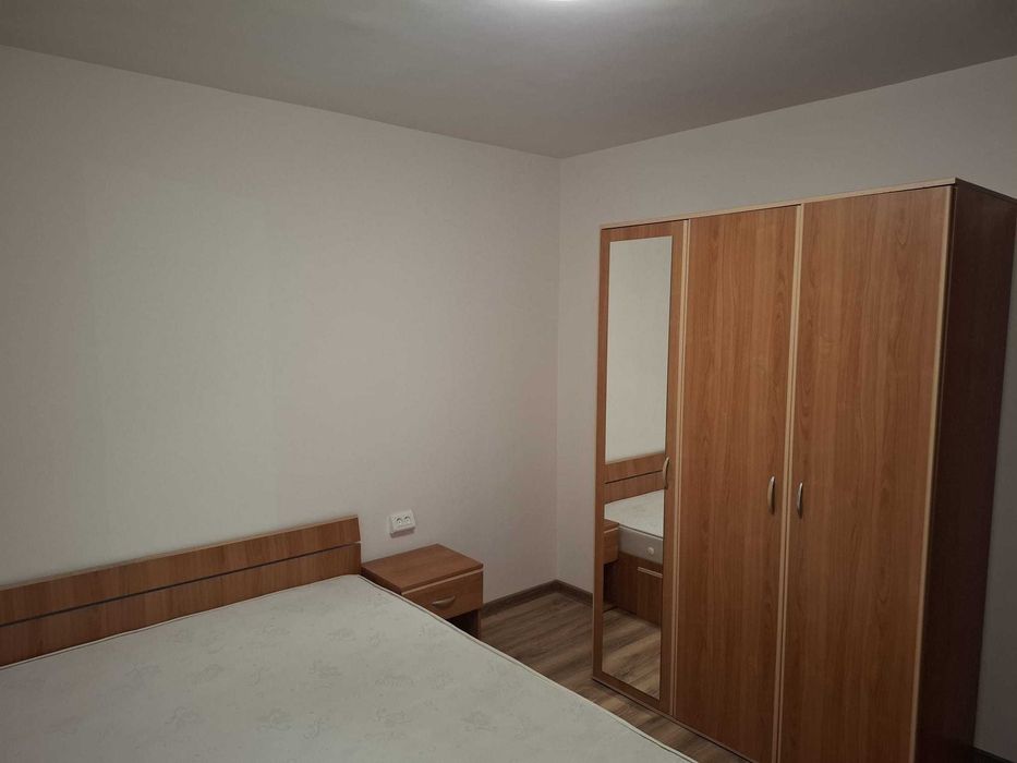 Închiriez apartament 2 camere Titan