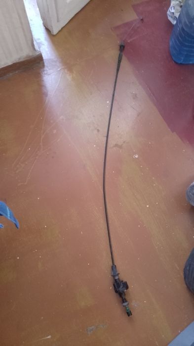 Трос дроссельной заслонки