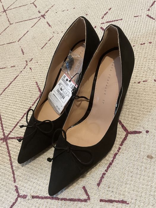 Нови обувки с ток Zara