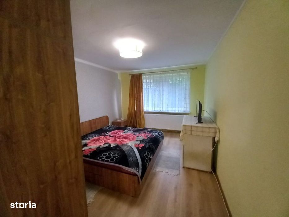 Apartament 3 camere, 64 mp, zona Sasar