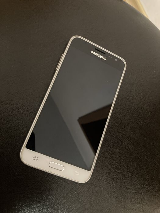Samsung J3 КАТО НОВ!