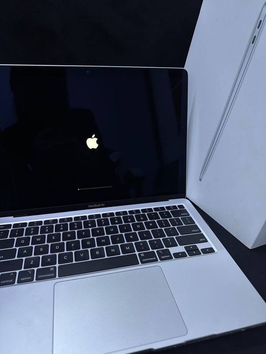 macbook 13inch.