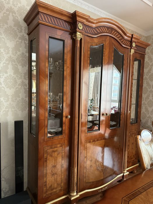 Продам мебель в гостиную.