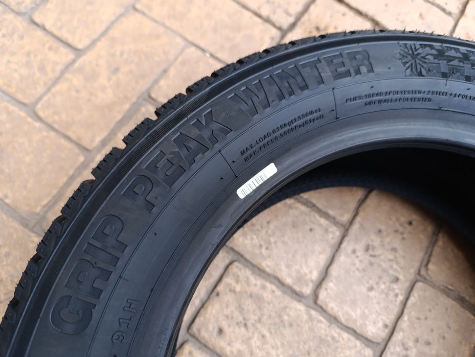 Нови зимни гуми Crosswind 205/55/16 dot 4025 made in Serbia