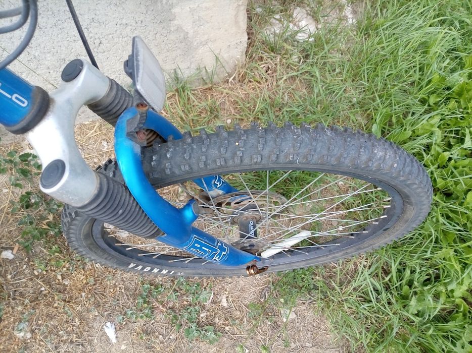 Vand ieftin bicicleta pentru copii roti de 24 , frana pe disc.