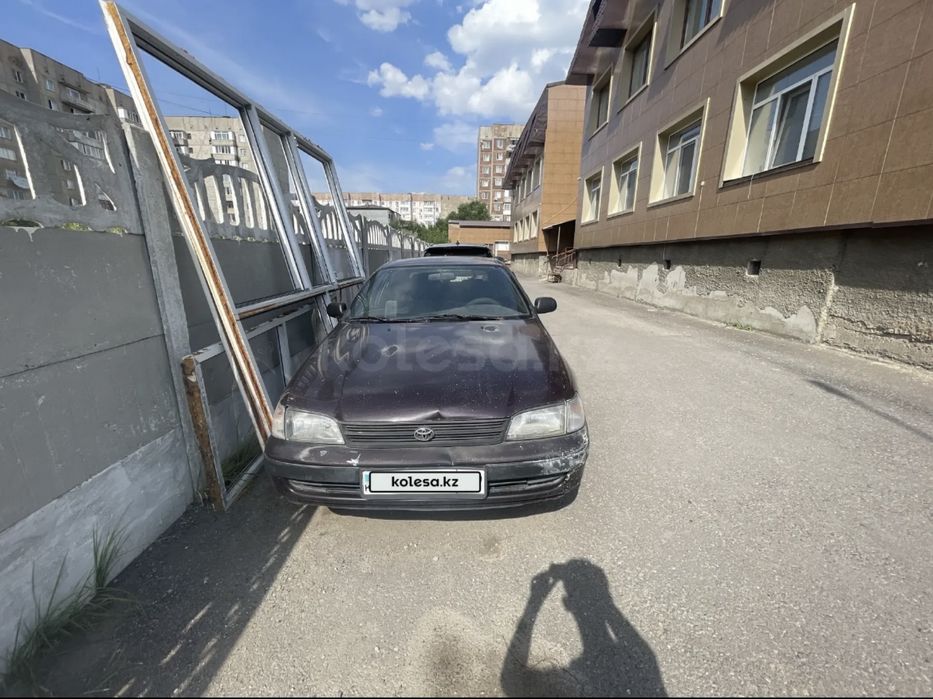Продам Toyota Carina E 1993 года
