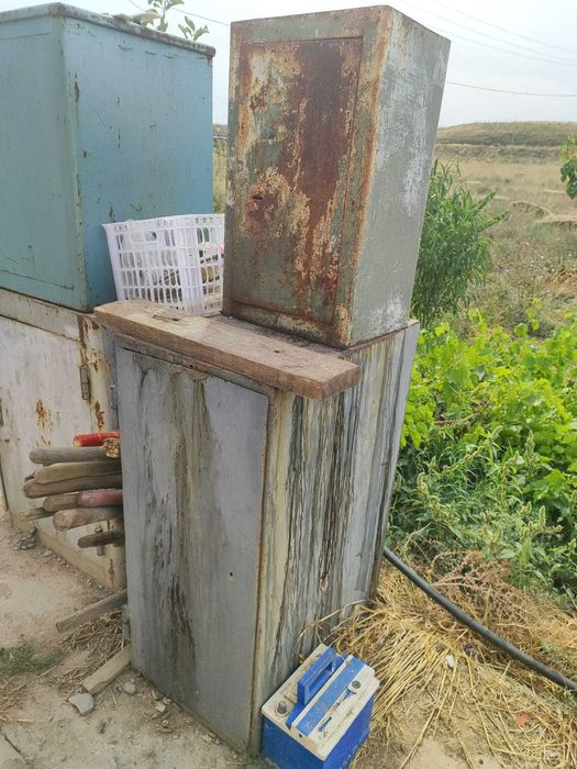 сейф многофункциональный с отсеками для  деталей