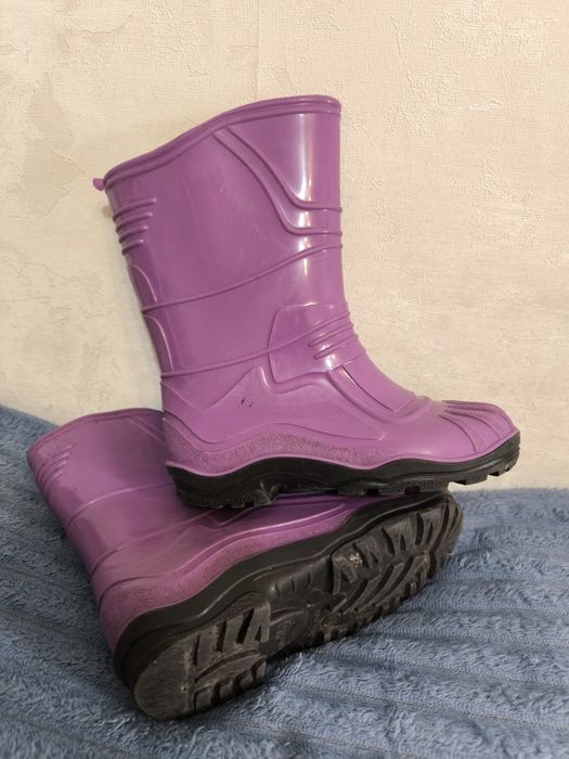 Отдам даром резиновые сапожки