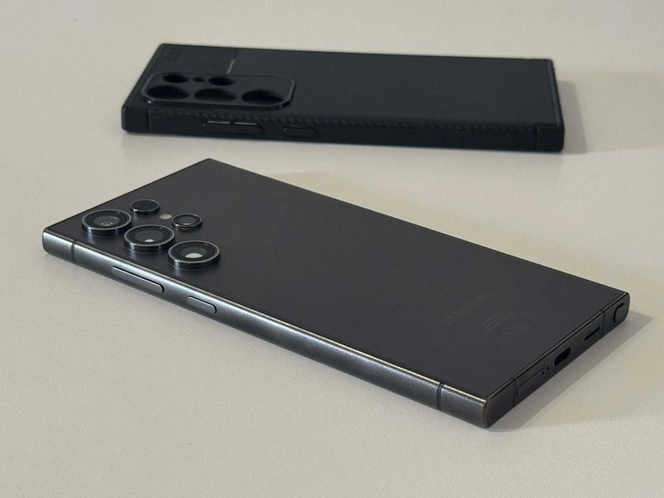 Бартер! Samsung Galaxy S24 Ultra Titanium Gray (Сив)