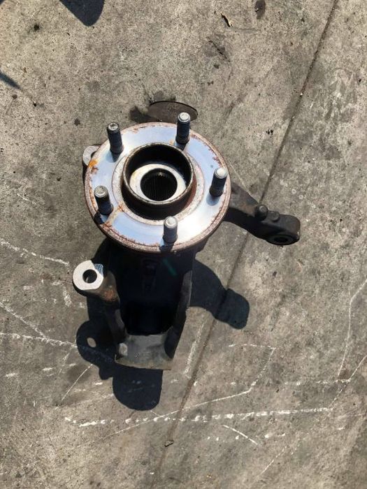 fuzeta dreapta fata ford mondeo 2009