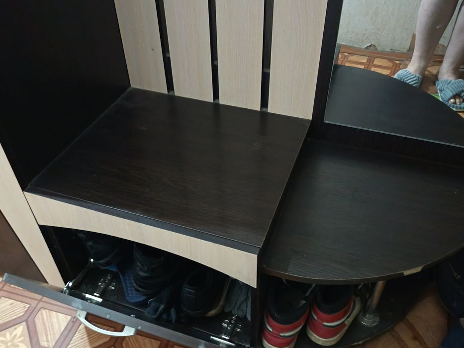 Прихожая "Домино" срочно продам!