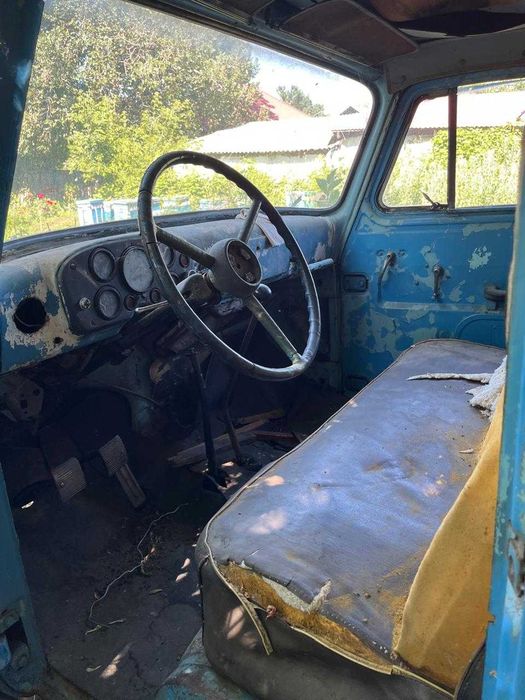 Продам ГАЗ 52. Фургон.