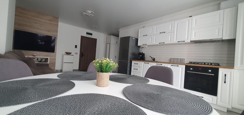 Inchiriez apartament  2 camere Mamaia Nord