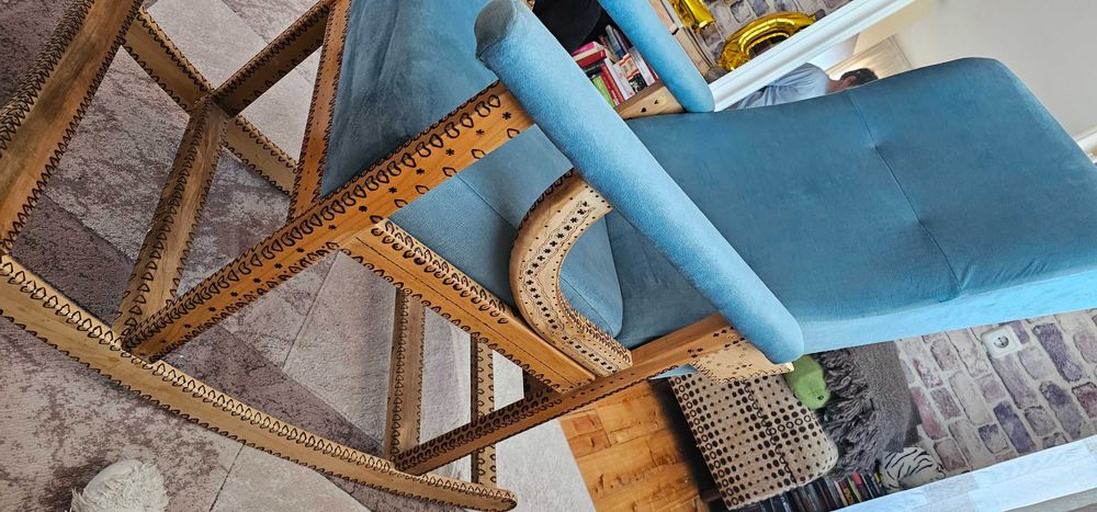 Люлеещ стол от дърво