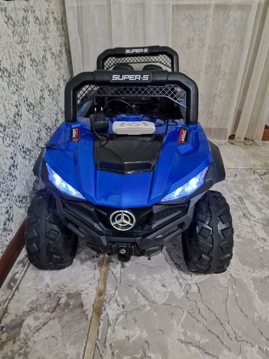 Десткий машина мерседес