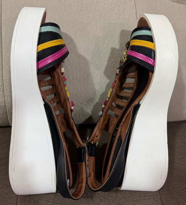 Дамски сандали, различни модели  37-38 номер