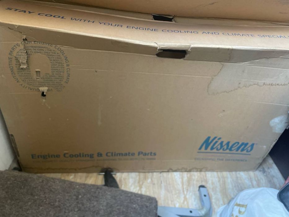 Продам радиатор пассат б6, passat b6