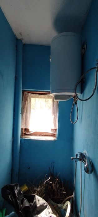 Къща, вила с парцел и втора постройка в с.Райово