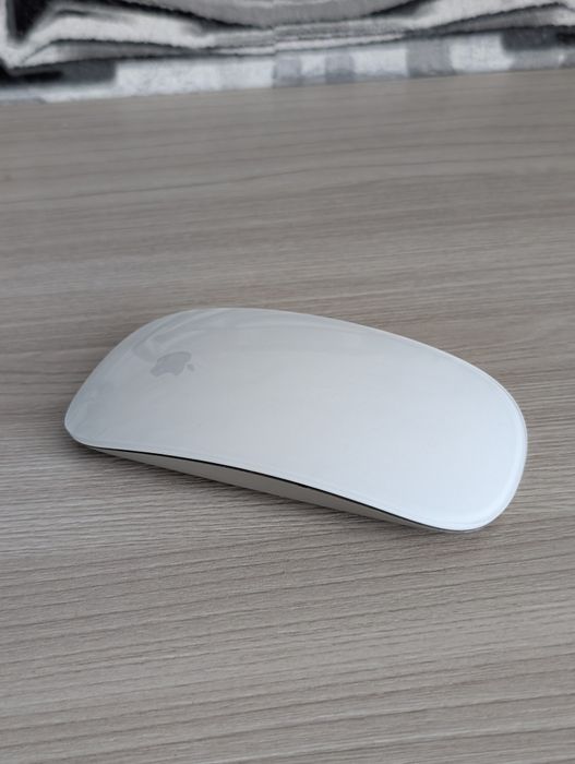 Продам Apple magic mouse