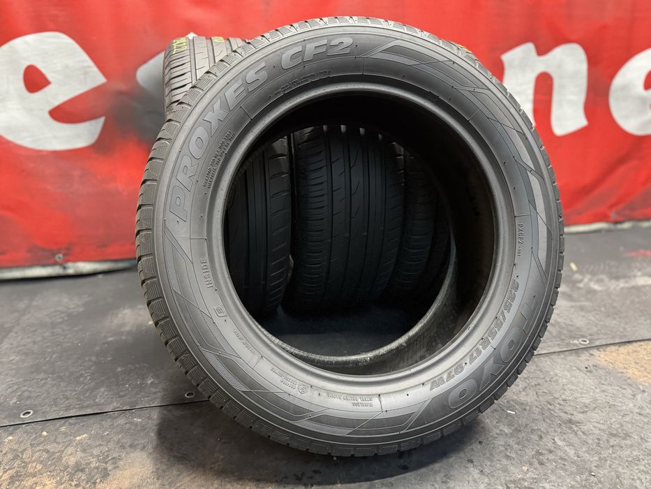 225 55 17, Летни гуми, Toyo ProxesCF2, 4 броя