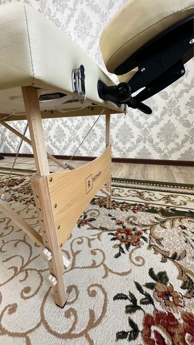 Массаж кушеткасы