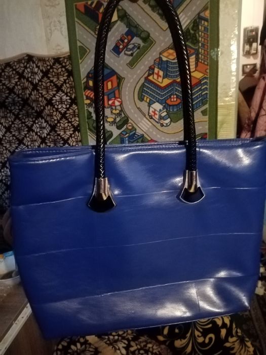 Сумка легкая летняя/черная деловая новая