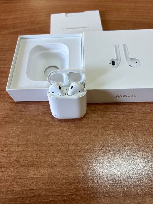 Air pods слушалки