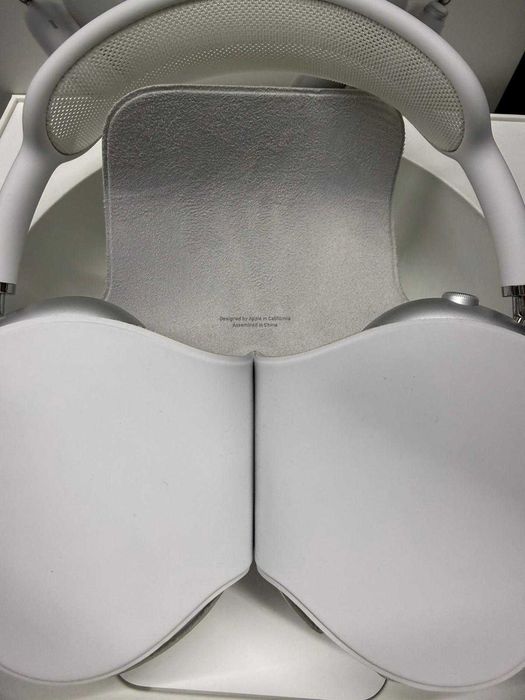 AirPods Max Silver 2024