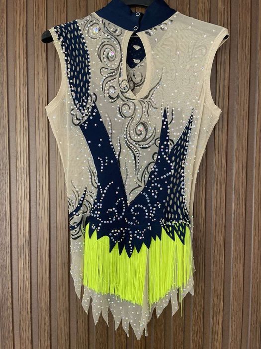 Трико за гимнастика с камъни сваровски