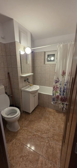 2 Camere Decomandat Rovine Pizza Ibiza Parter