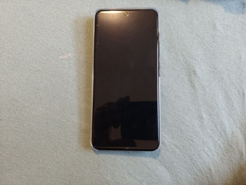 Продавам Xiaomi 15 Ultra