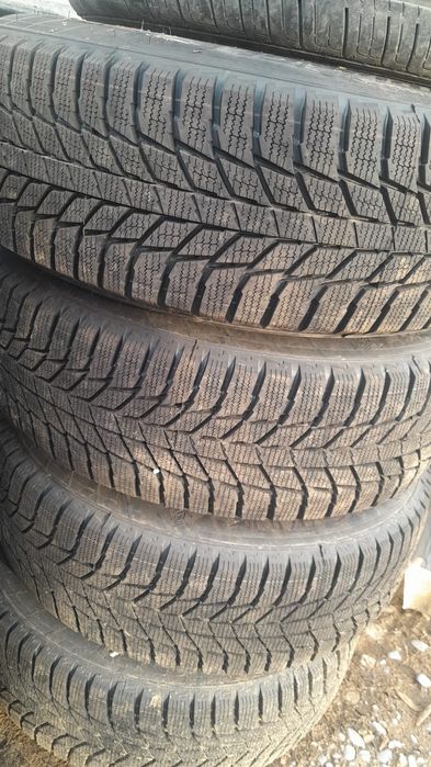 Продам шины комплект