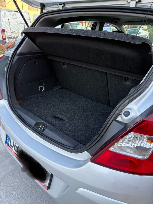 Opel Corsa 1.2 benzina