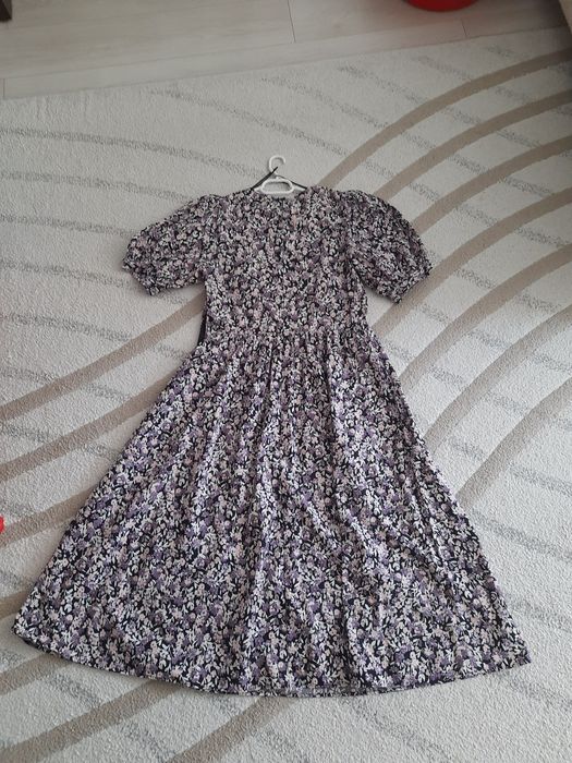 Rochita C&A subtire pt nunta marimea 40