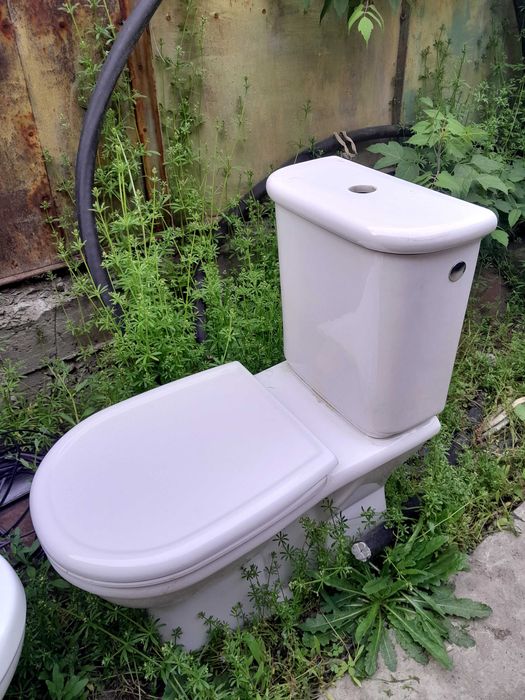 Продам б/у унитаз чешской фирмы Jika