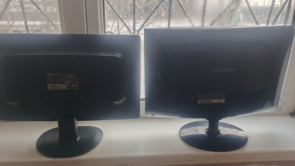 Продам мониторы на запчасти