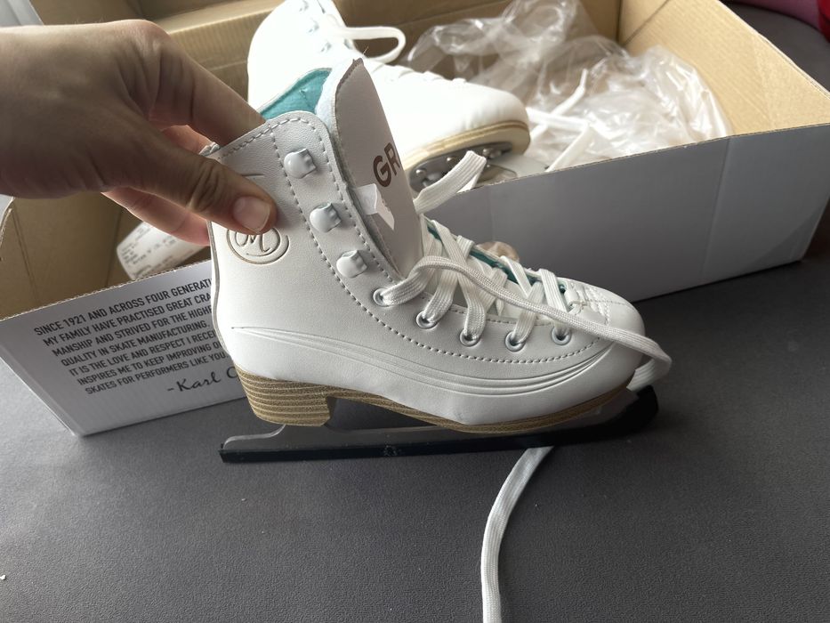 Коньки Graf Montana