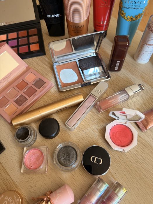 Лот козметика Fenty Huda Armani Dior Natasha Denona Sensai Chanel