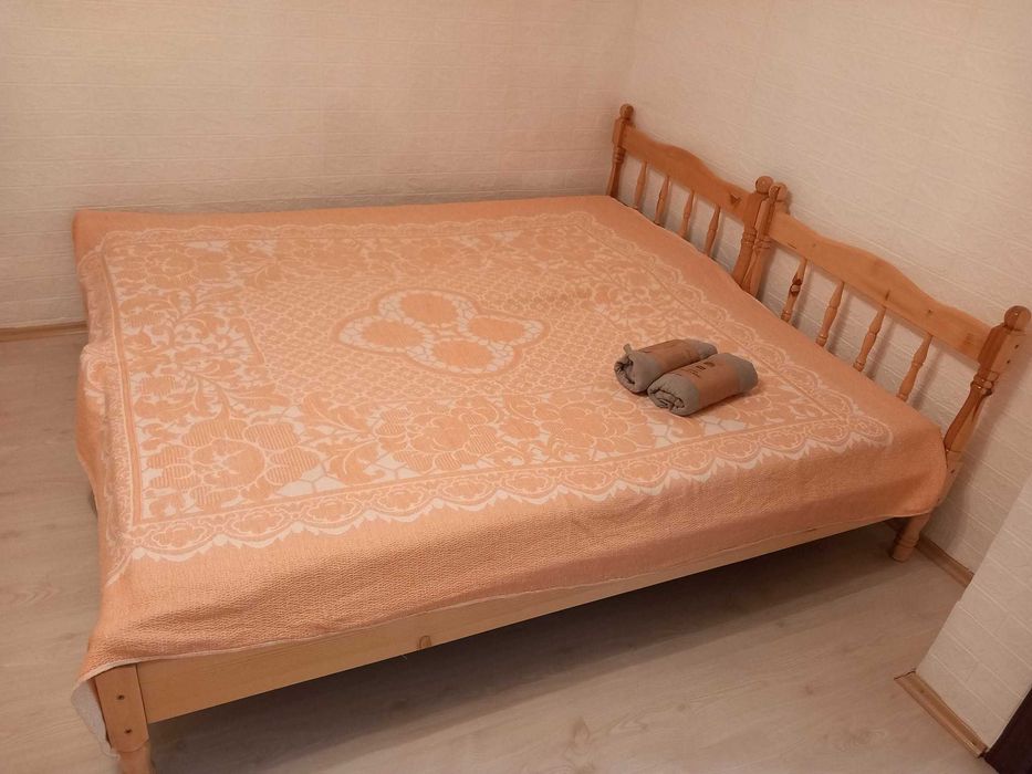 Заменям етаж от къща в гр. Велинград за малък апартамент в гр. Пловдив