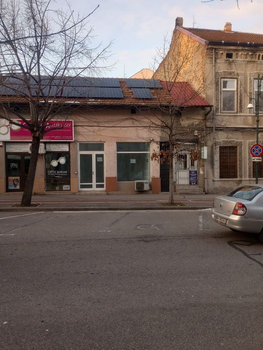 Spațiu comercial de închiriat - 30mp - centru