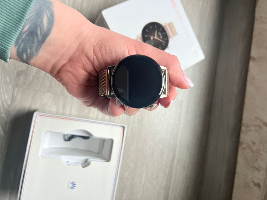 Huawei watch GT 3 gold