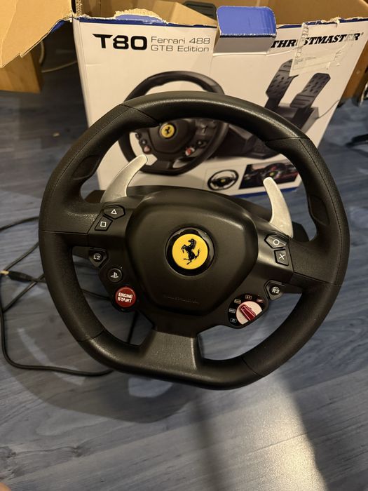 Volan + pedale Thrustmaster Ferrari 488 GTB
