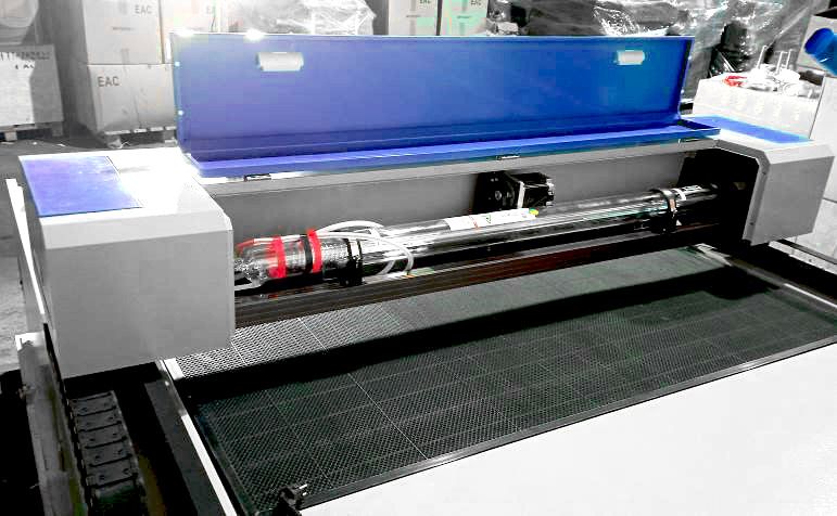 Лазерно-гравировальный станок с ЧПУ DM L1616