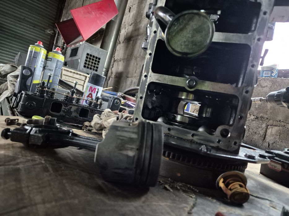 Piese motor kubota D1005 in 3 pistoane