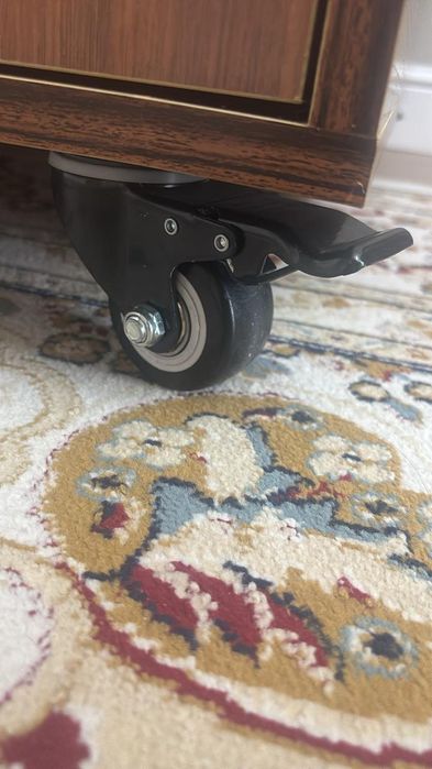 Комод. Мебель для дома